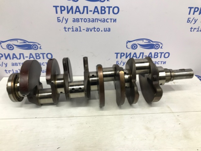 Колінвал двигуна 1341150050 TOYOTA