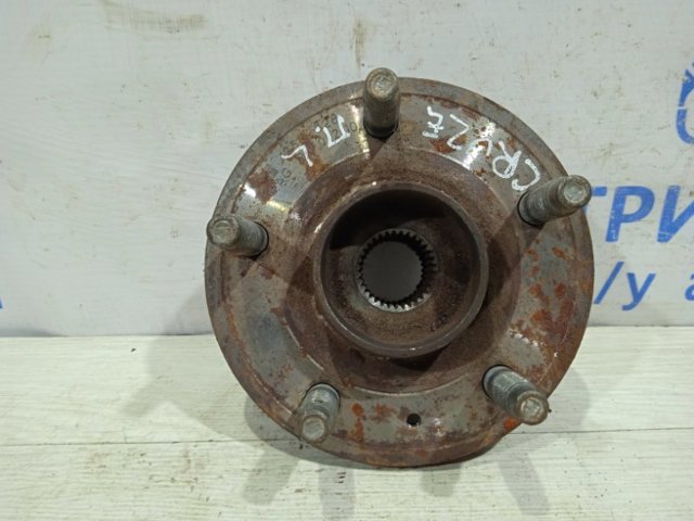 Маточина колеса передня 13502829 GM