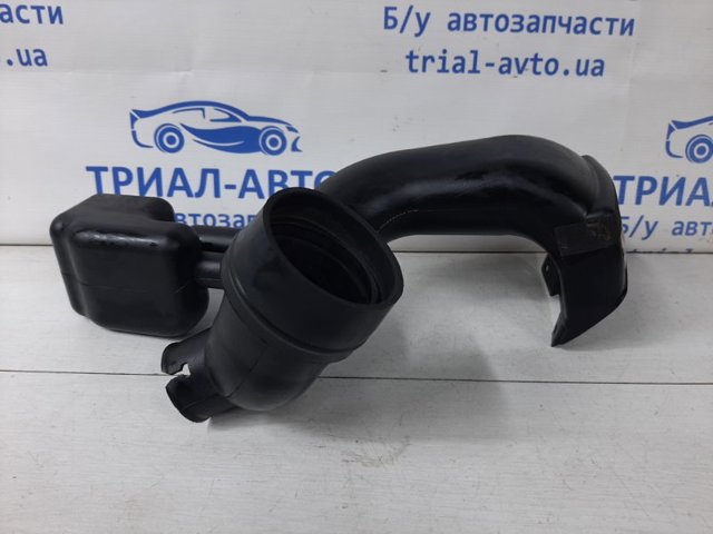 Повітрозабірник повітряного фільтра 1382065J00 SUZUKI