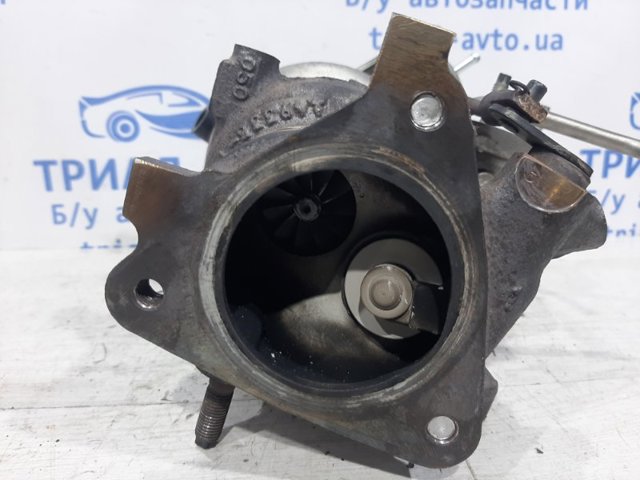 Турбонаддув 144111KC1B NISSAN