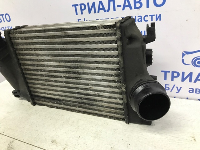 Охолоджувач наддувочного повітря 144614EA0A NISSAN