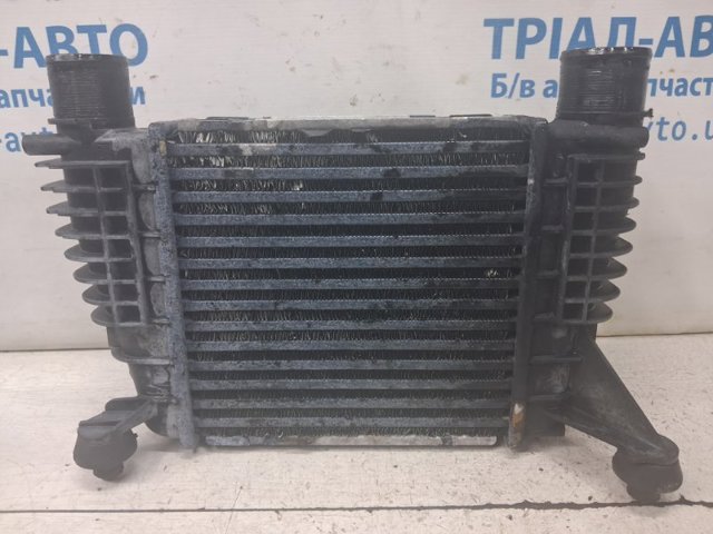 Радіатор інтеркулера 144619U20A NISSAN