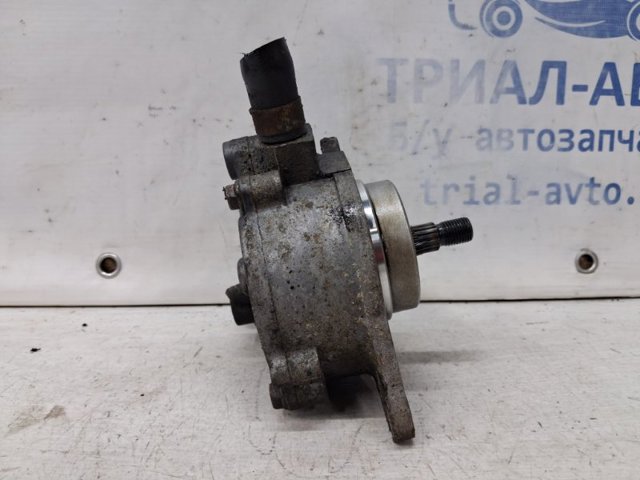 Насос вакуумний 14650EB300 NISSAN