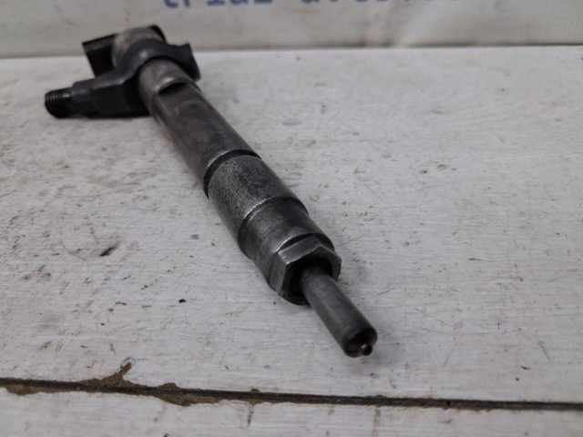 Форсунка дизельна в зборі, розпилювач + тримач 1465A353 MITSUBISHI