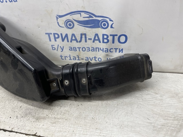 Патрубок повітряний, вхід повітряного фільтра 1505A090 MITSUBISHI