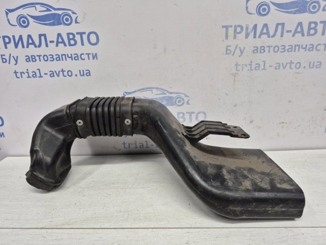 Повітрозабірник повітряного фільтра 1505A480 MITSUBISHI