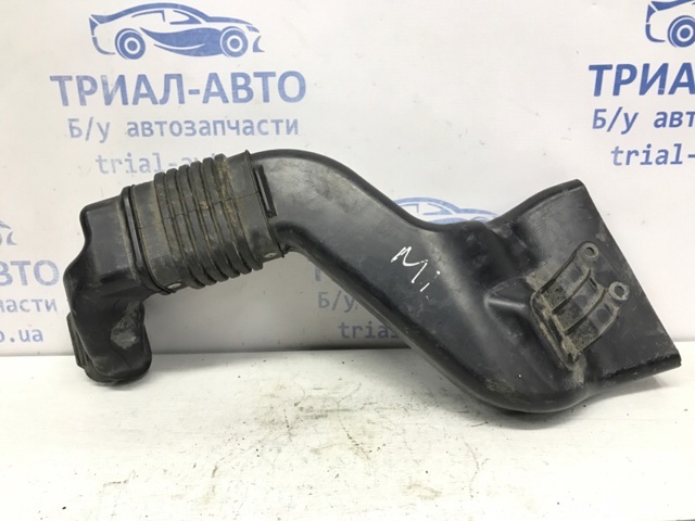 Повітроприймач 1505A538 MITSUBISHI
