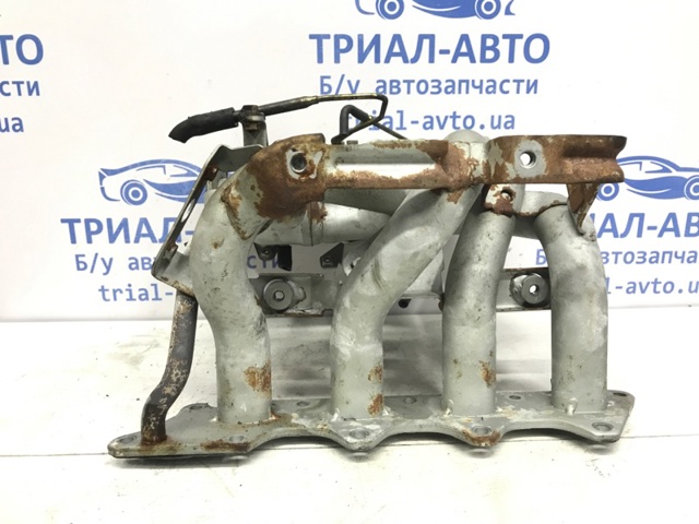 Колектор впускний 1540A001 MITSUBISHI