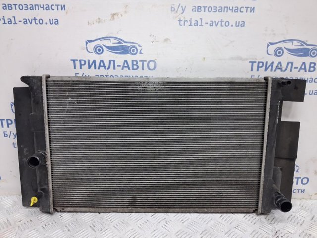 Радіатор двигуна 164000D400 TOYOTA