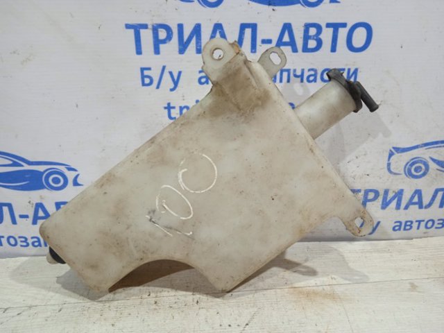Бачок системи охолодження двигуна розширювальний 1647050100 TOYOTA