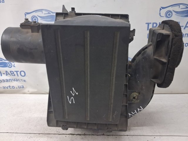 Корпус повітряного фільтра 16500EC00D NISSAN