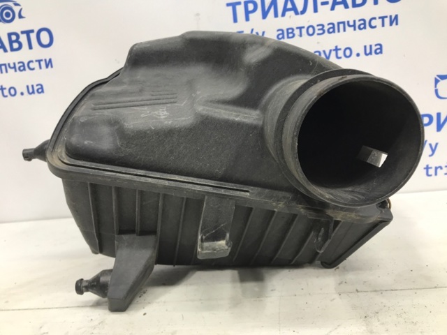 Корпус повітряного фільтра 16500JG70C NISSAN
