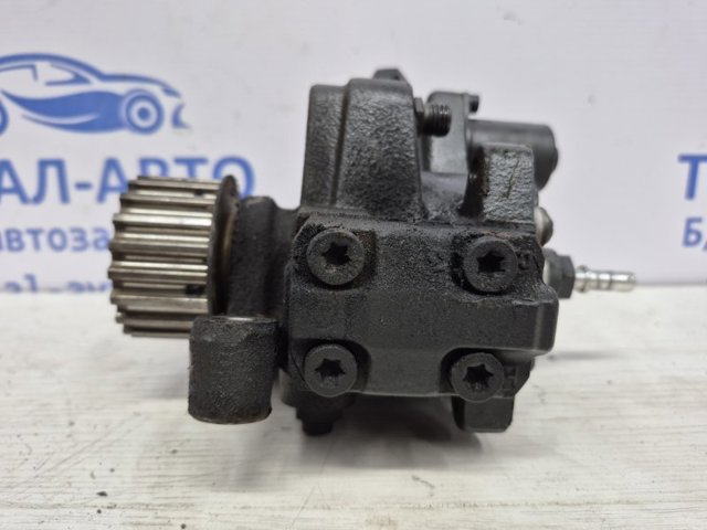 Насос паливний високого тиску (ПНВТ) - DIESEL 1670000Q1V NISSAN
