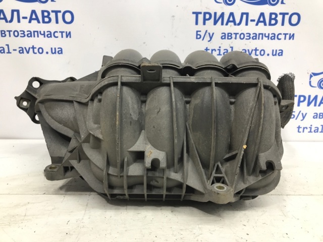 Колектор впускний 1712028100 TOYOTA