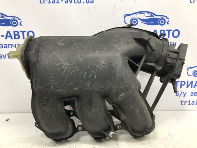 Колектор впускний 171900P031 TOYOTA