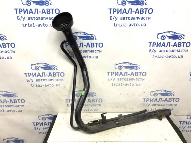 Шланг заливної горловини, паливного бака 172214EF0A NISSAN