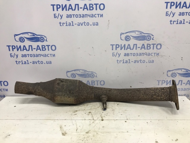 Глушник, передня частина 174100D200 TOYOTA
