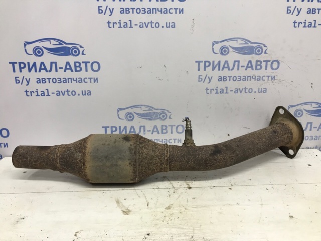 Глушник, передня частина 174100D200 TOYOTA