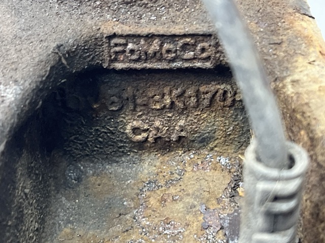 Вісь передня і поворотні кулаки 1781982 FORD