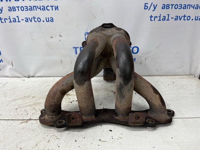 Колектор випускний 18100RBB010 HONDA