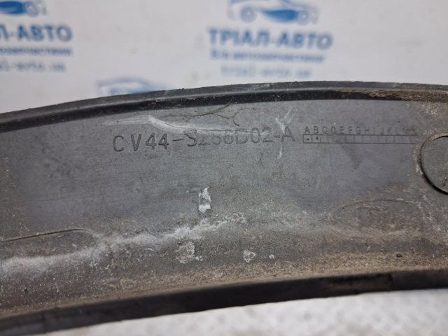 Молдинг арки колеса заднього, правий 1879880 FORD