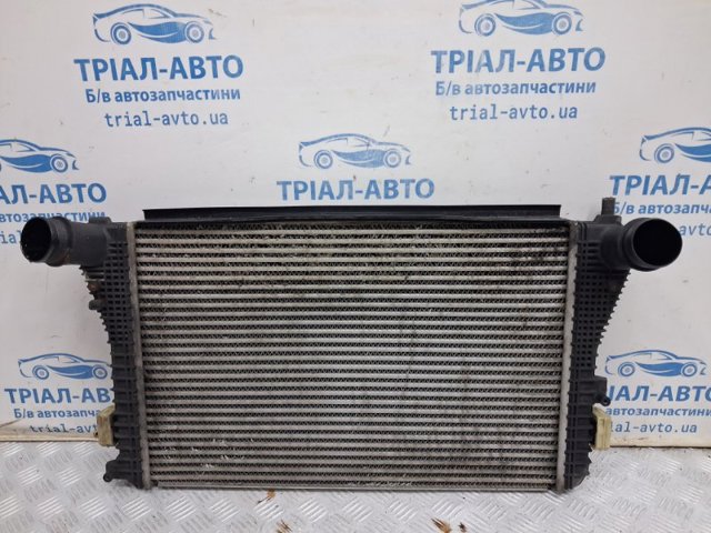 Радіатор інтеркулера 1K0145803CC VAG