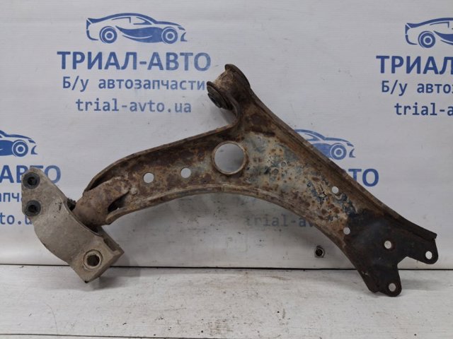 Поперечний важіль 1K0407151AC VAG