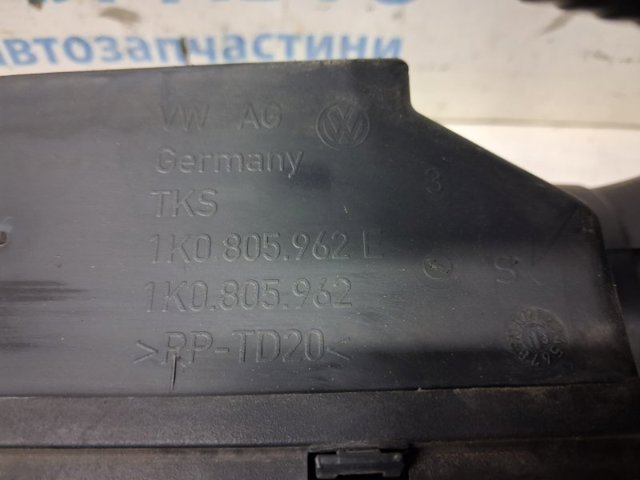 Повітроприймач 1K0805962 VAG