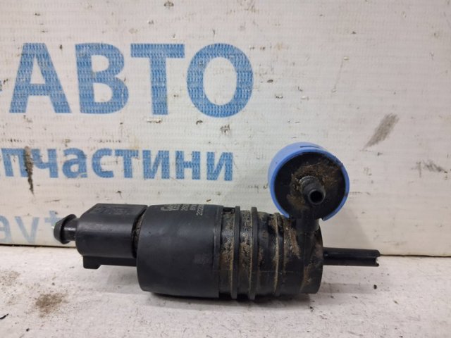 Насос електроомивача 1K6955651 VAG