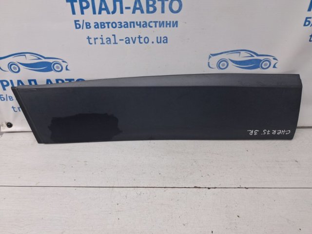 Молдинг задніх правих дверей 1YW34RXFAB CHRYSLER
