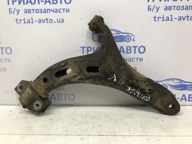 Правий важіль передній нижній підвіски 20202AL000 SUBARU