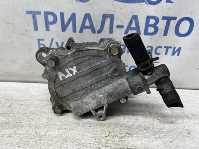 Насос вакуумний 2020A025 MITSUBISHI