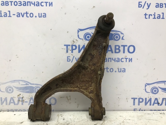 Важіль підвіски задній правий 20252SG000 SUBARU