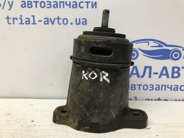 Права опора двигуна 2072034010 SSANG YONG