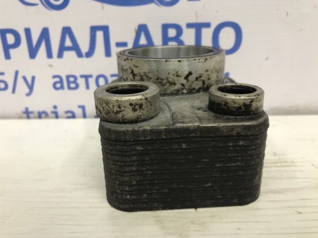 Радіатор масляний (холодильник), під фільтром 213059324R NISSAN