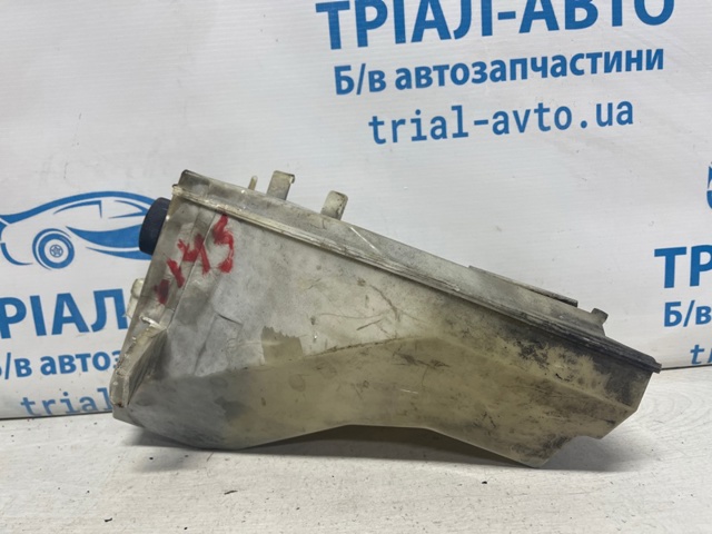 Бачок системи охолодження двигуна розширювальний Інфініті FX