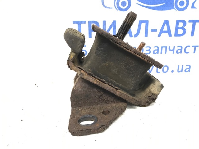 Подушка (опора) двигуна лів./прав. 218123E250 HYUNDAI