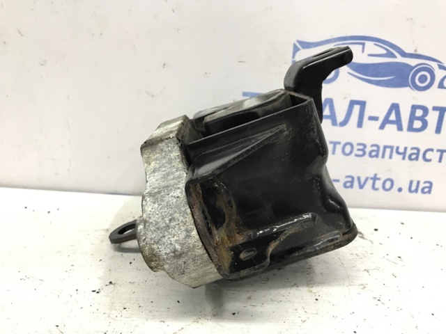 Кронштейн подушки (опори) двигуна, лівої 21830D3100 HYUNDAI