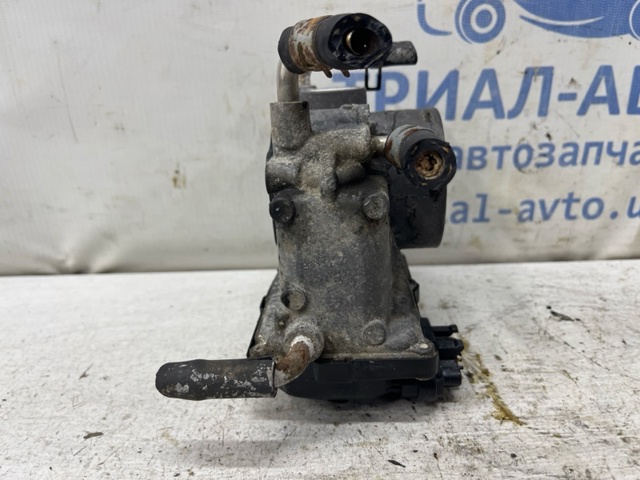Блок дросельної заслінки 2203028030 TOYOTA