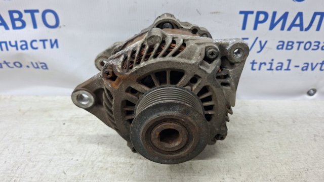 Авто генератор 23100EB310 NISSAN
