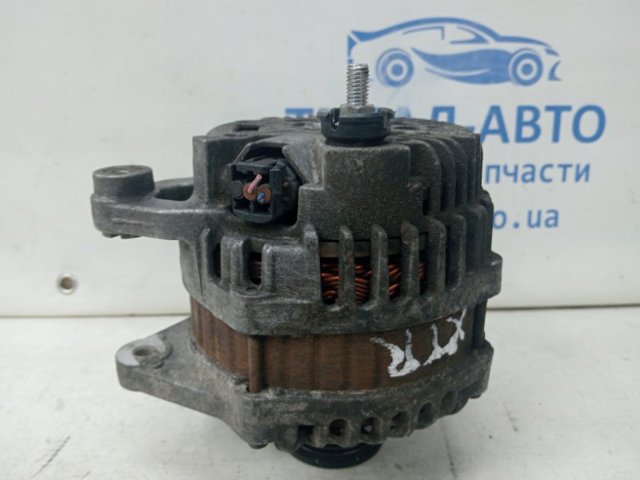 Генератор nissan б/у оригінал, також є багато інших запчастин, дзвоніть відправимо фото гарантія 14-30 днів