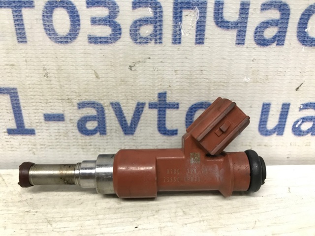 Форсунка інжектора 232500P040 TOYOTA