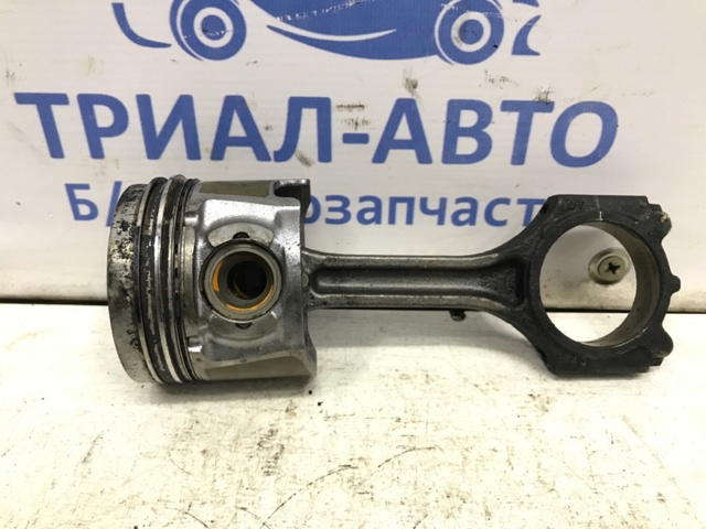 Шатун поршня двигуна 235102A400 HYUNDAI