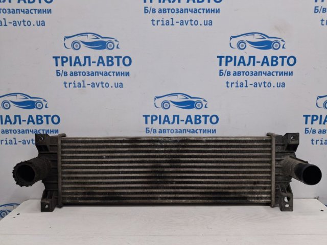 Радіатор интеркуллера 2371109050 SSANG YONG