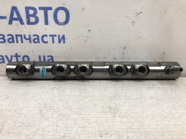 Паливна рампа 23810WA020 TOYOTA