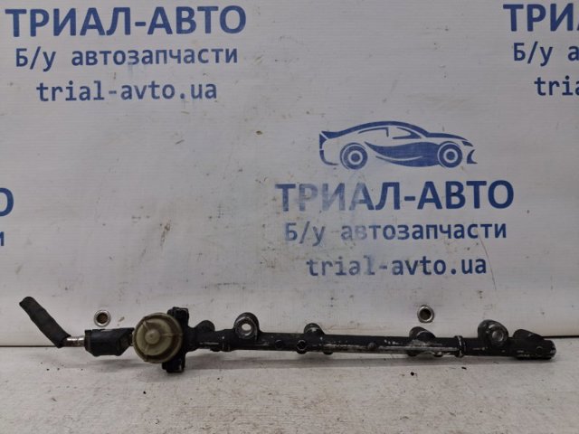 Паливна рампа 2381428031 TOYOTA