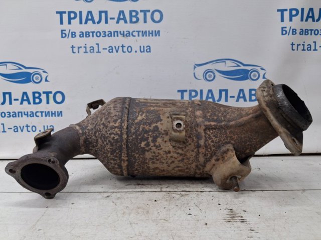 Конвертор-каталізатор (каталітичний нейтралізатор) 250510R010 TOYOTA
