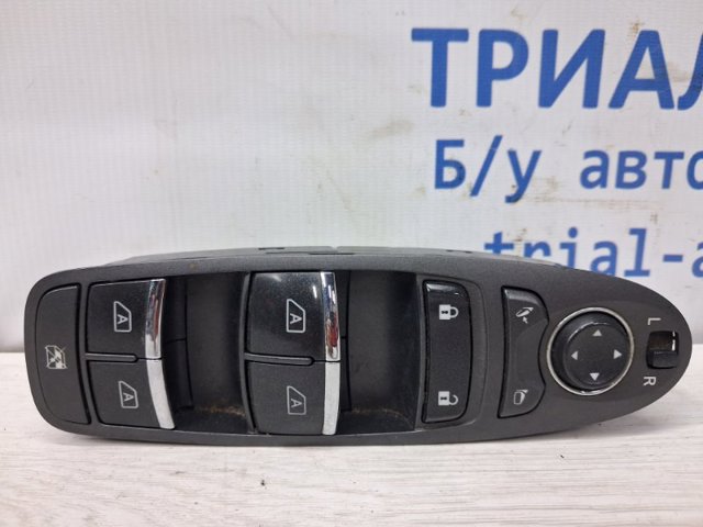 Кнопковий блок керування склопідіймачами передній лівий 254013JP1A NISSAN
