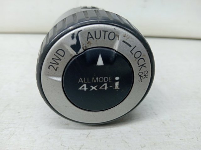 Кнопка повного приводу 25535JG01B NISSAN
