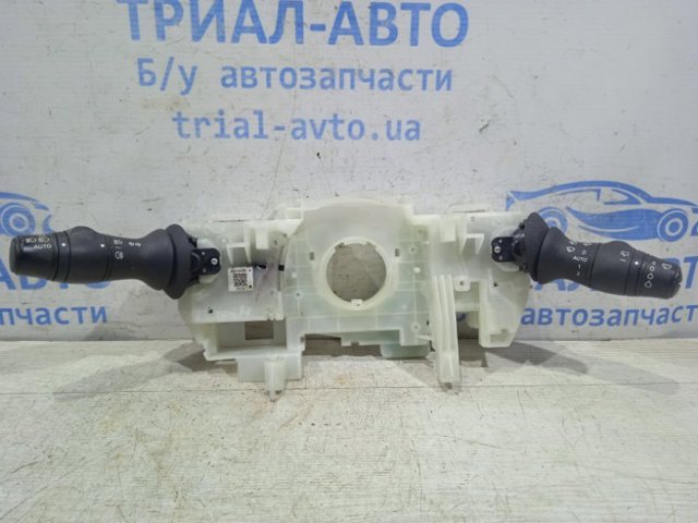 Перемикач підрульовий, керування аудіо системою 255520013R RENAULT